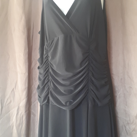 ā¼ļø Elegant Black Cocktail Dress size XL - Picture 3 of 8